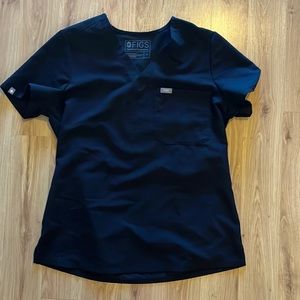 small figs top worn once !!